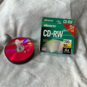 Memorex CD-RW Four New Seal 80 Min Disc 21 New HP DVD-R 120 Minute Video Disc